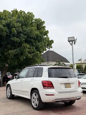 Mercedes-Benz GLK-Class 350 4MATIC 2014 White