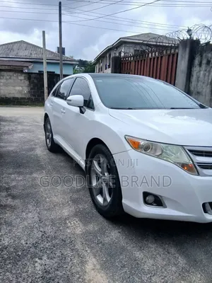 Toyota Venza Limited 2012 Off white
