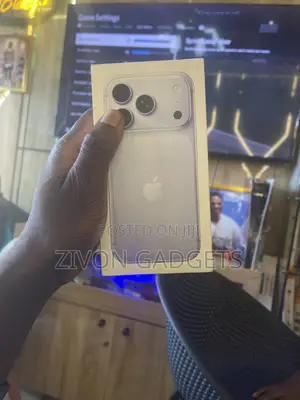 New Apple iPhone 18 Pro 256 GB Silver