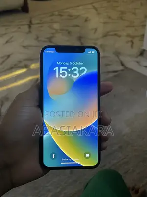 Apple iPhone X 64 GB Black