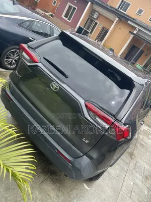 Toyota RAV4 LE 2022 Gray