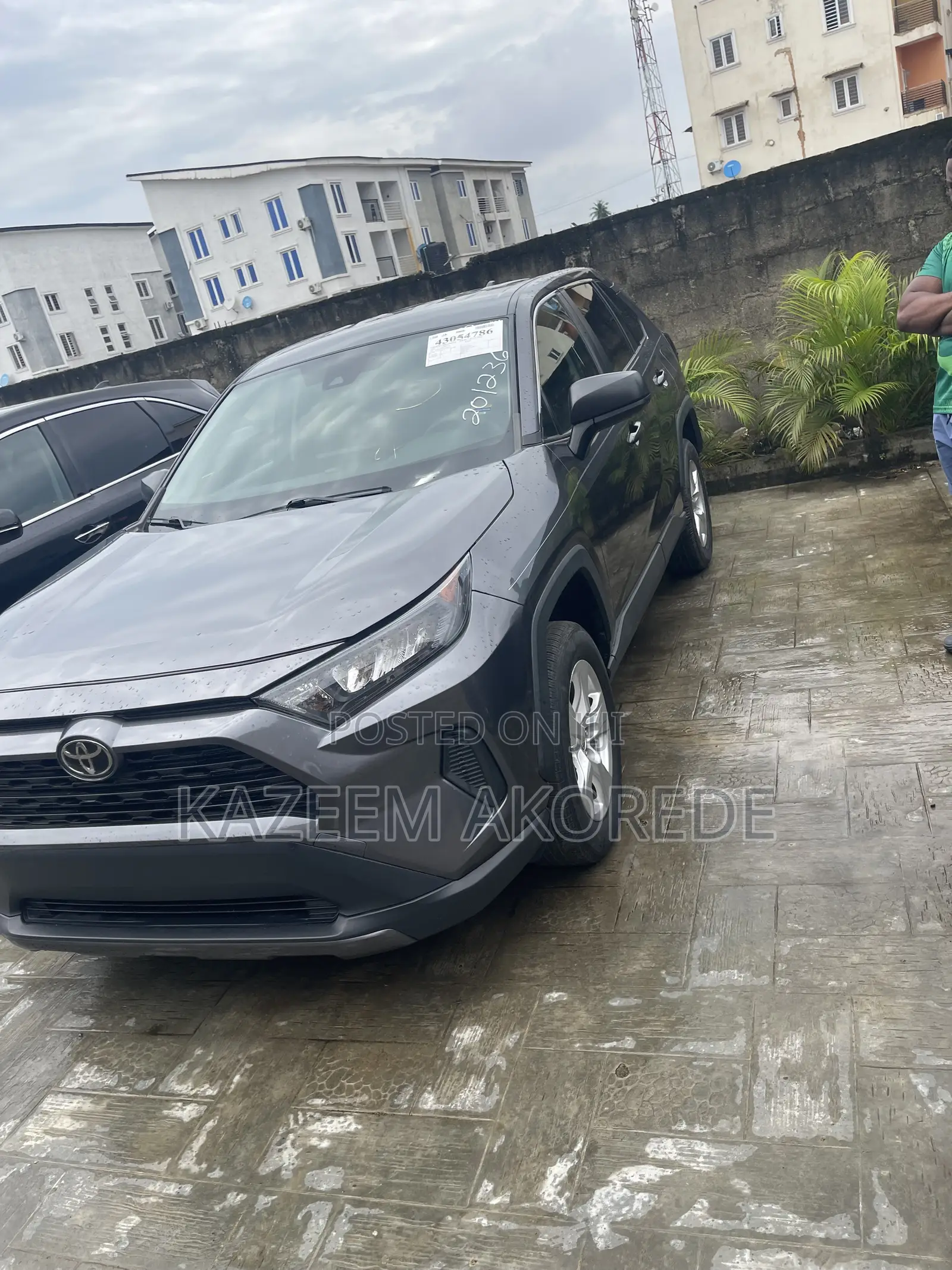 Toyota RAV4 LE 2022 Gray