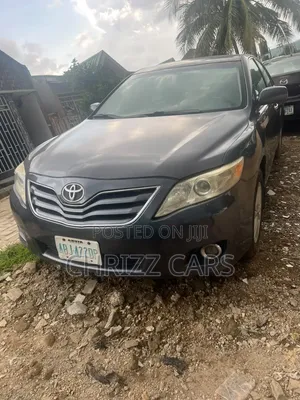 Toyota Camry 2011 Gray