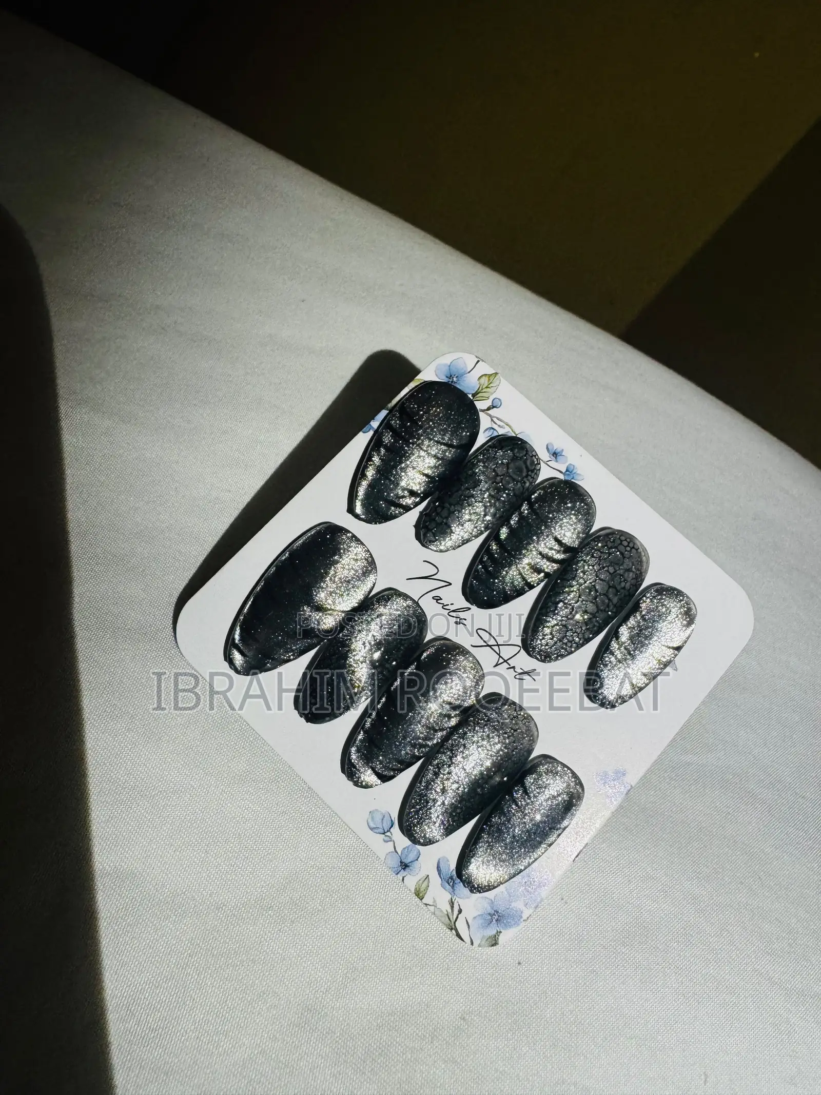 Press-on Nails