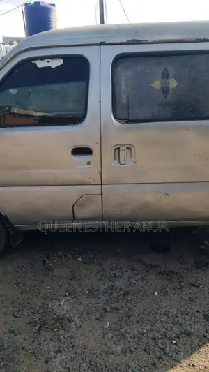 Suzuki Every 2012 Grey