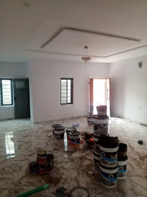 2bdrm Apartment in Ologuneru for rent