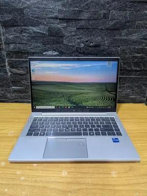 Laptop Dell Latitude 3190 8GB Intel Core i7 SSD 500GB