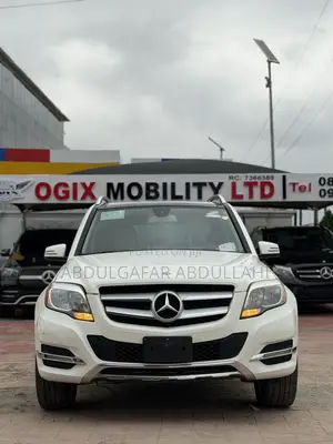 Mercedes-Benz GLK-Class 350 4MATIC 2013 White