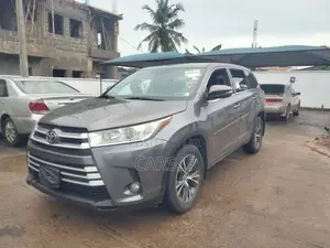 Toyota Highlander 2018 Gray