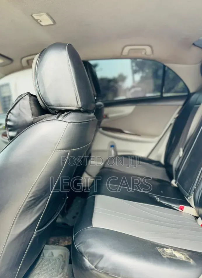 Toyota Corolla 2013 Silver