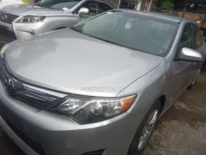 Toyota Camry 2013 Silver