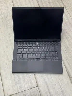 Laptop Alienware M16 R2 32GB Intel Core Ultra 7 SSD 1T