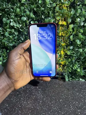 Apple iPhone 14 128 GB Red
