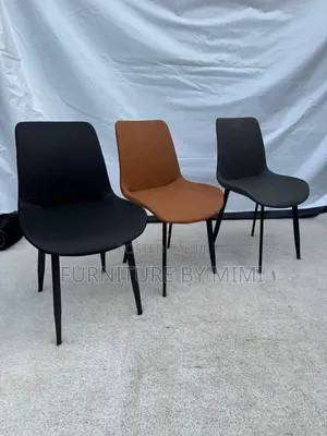 Heavy-Duty Plastic Cafe Chairs With Armrest - Stackable Garden Chair