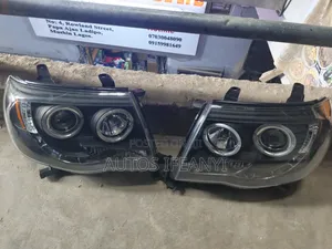Headlight for Toyota Tacoma 2010 L E D Available Dm