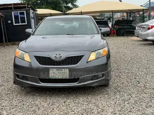 Toyota Camry SE 4dr Sedan (2.4L 4cyl 5A) 2008 Gray