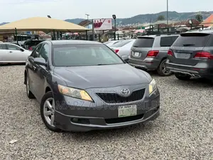Toyota Camry SE 4dr Sedan (2.4L 4cyl 5A) 2008 Gray