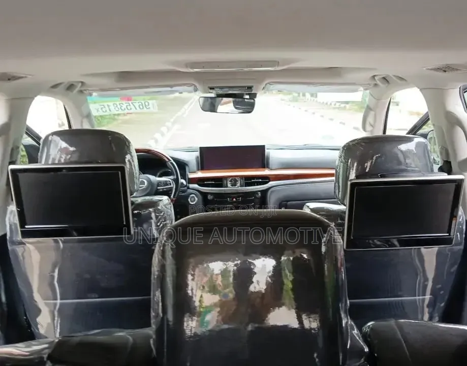 Lexus LX 570 (5 seats) AWD 2017 Black