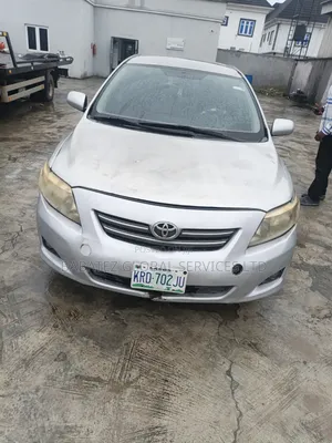 Toyota Corolla 2012 Silver