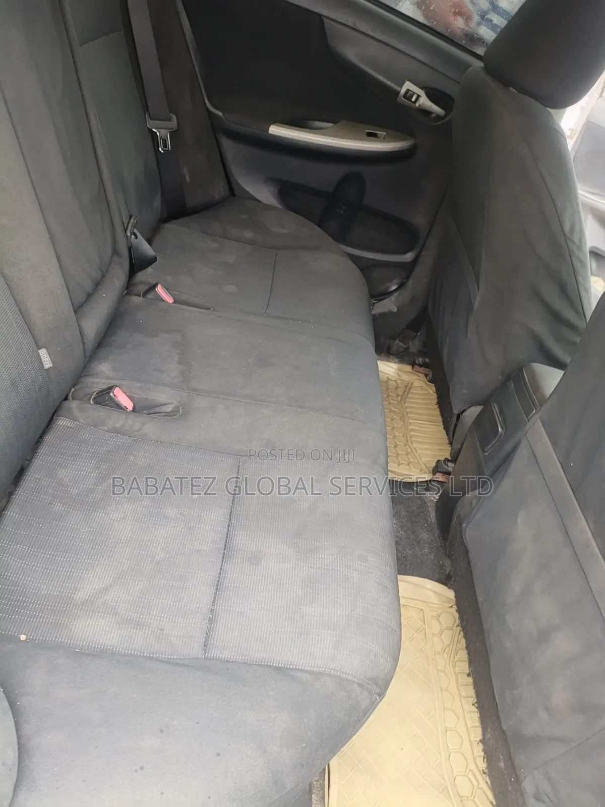 Toyota Corolla 2012 Silver