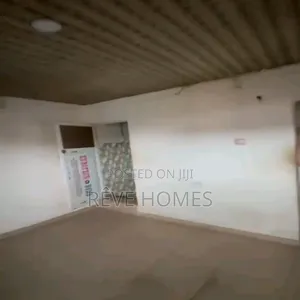 Studio Apartment in Shomolu / Shomolu for rent