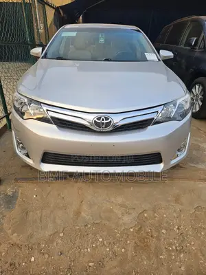 Toyota Camry 2014 Silver