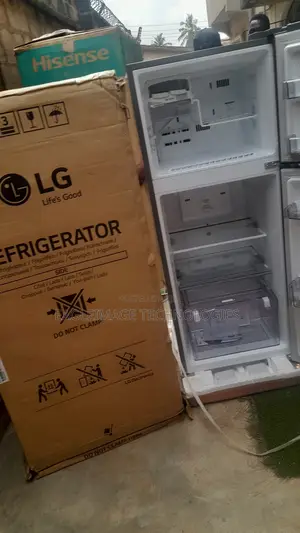 Fast Chilling LG GL-C252SLBB 260L Ice Maker Refrigerator