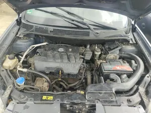 Nissan Qashqai 2010 Gray