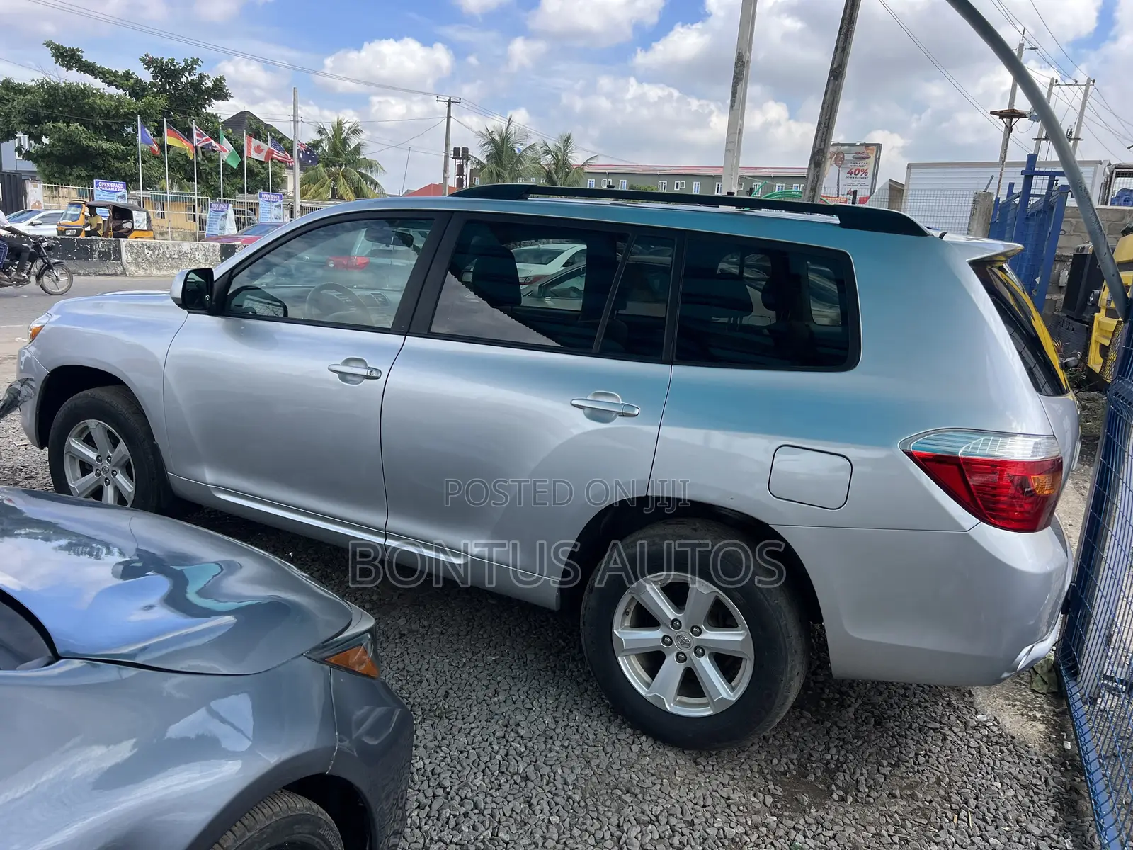 Toyota Highlander Base 2010 Silver