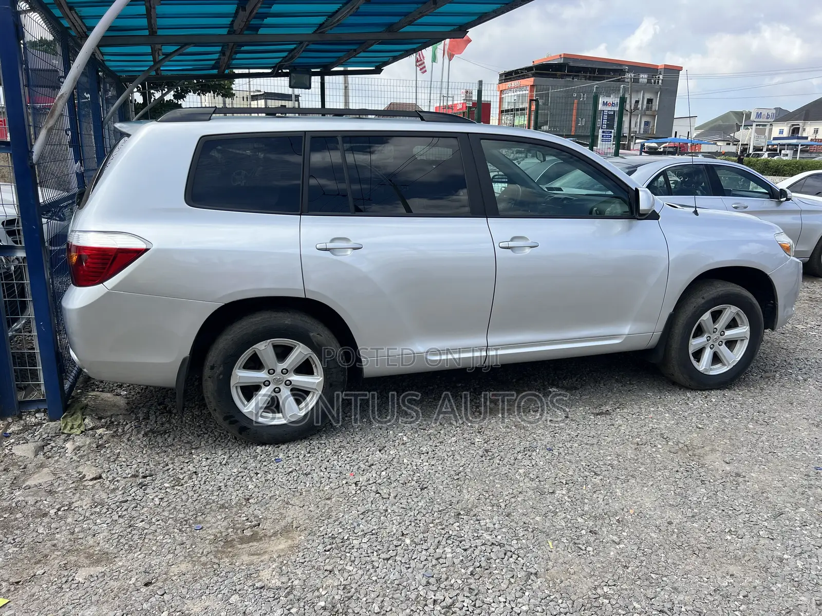 Toyota Highlander Base 2010 Silver