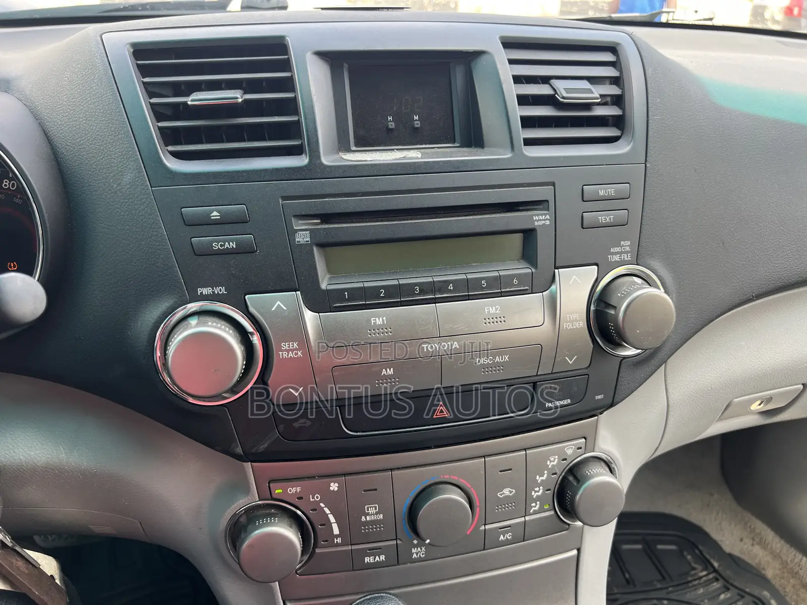 Toyota Highlander Base 2010 Silver