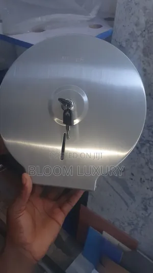 Lockable Tissue Holder