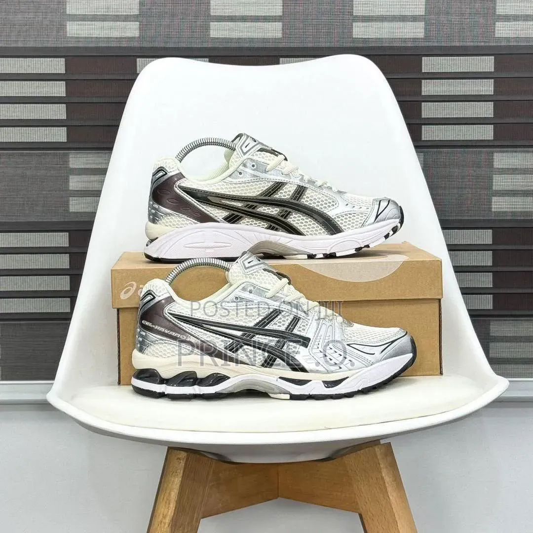 Asics Black Gel Sneakers