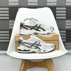 Asics Black Gel Sneakers