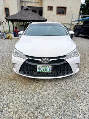 Toyota Camry 2016 White