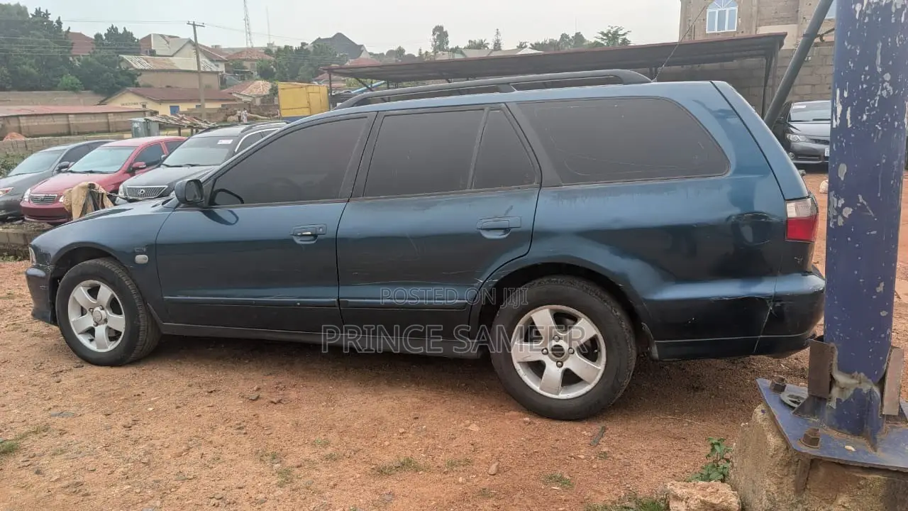 Mitsubishi Galant 2000 Blue