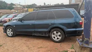 Mitsubishi Galant 2000 Blue