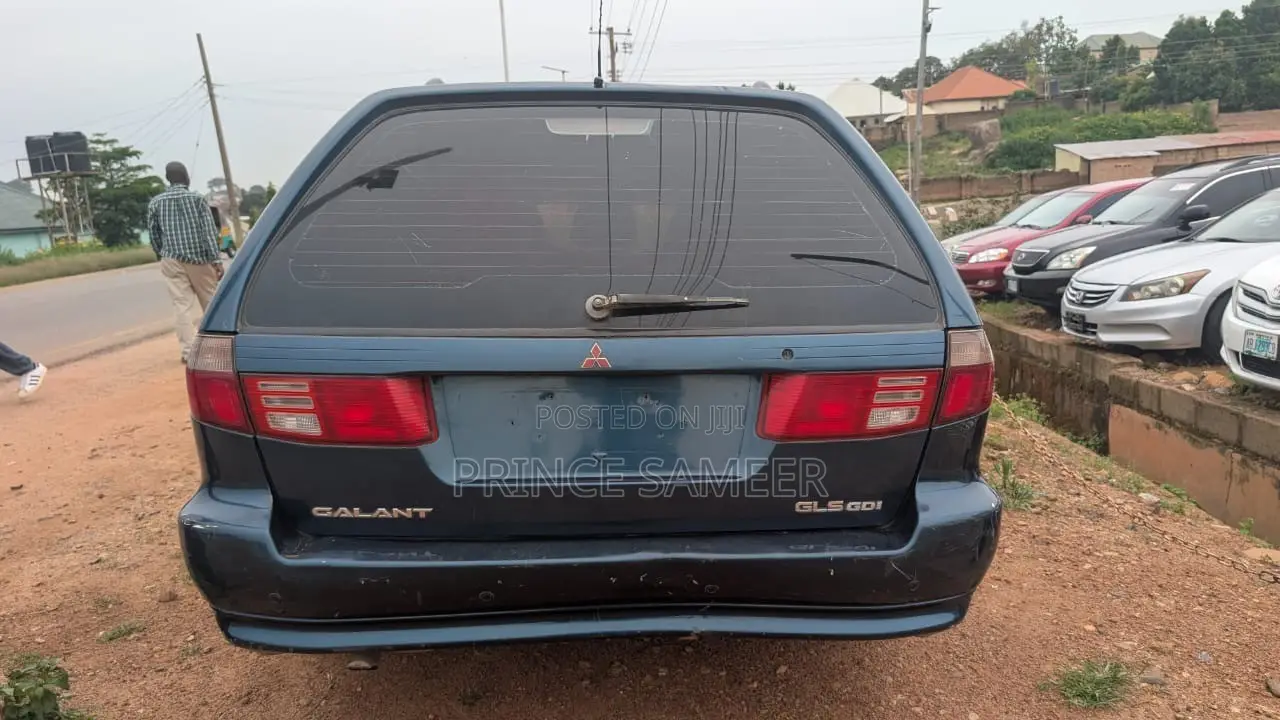 Mitsubishi Galant 2000 Blue