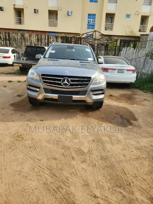 Mercedes-Benz M Class ML 350 4Matic 2012 Gray