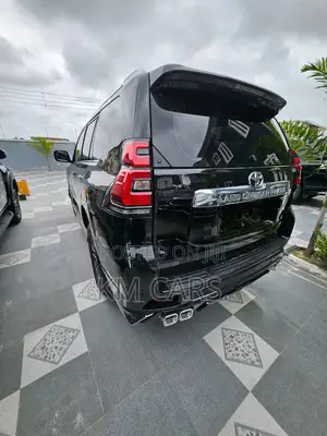 Toyota Land Cruiser Prado 2013 Black