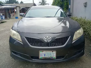 Toyota Camry SE V6 4dr Sedan (3.5L 6cyl 6AM) 2008 Gray