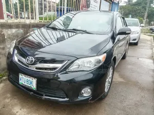 Toyota Corolla LE 4dr Sedan (1.8L 4cyl 4A) 2011 Black