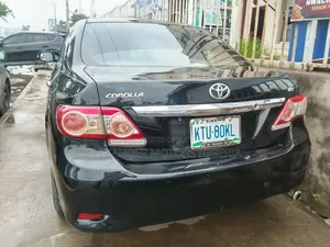 Toyota Corolla LE 4dr Sedan (1.8L 4cyl 4A) 2011 Black