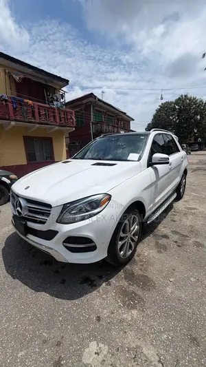 Mercedes-Benz GLE-Class 2016 White