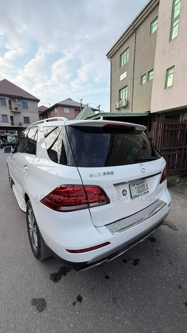 Mercedes-Benz GLE-Class 2016 White