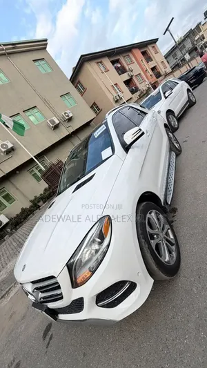 Mercedes-Benz GLE-Class 2016 White