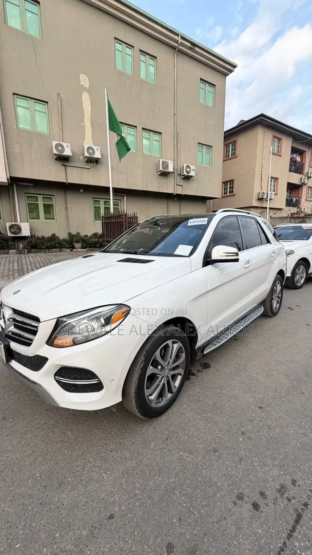 Mercedes-Benz GLE-Class 2016 White