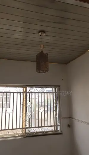 3bdrm Block of Flats in Gate Way Estate for rent