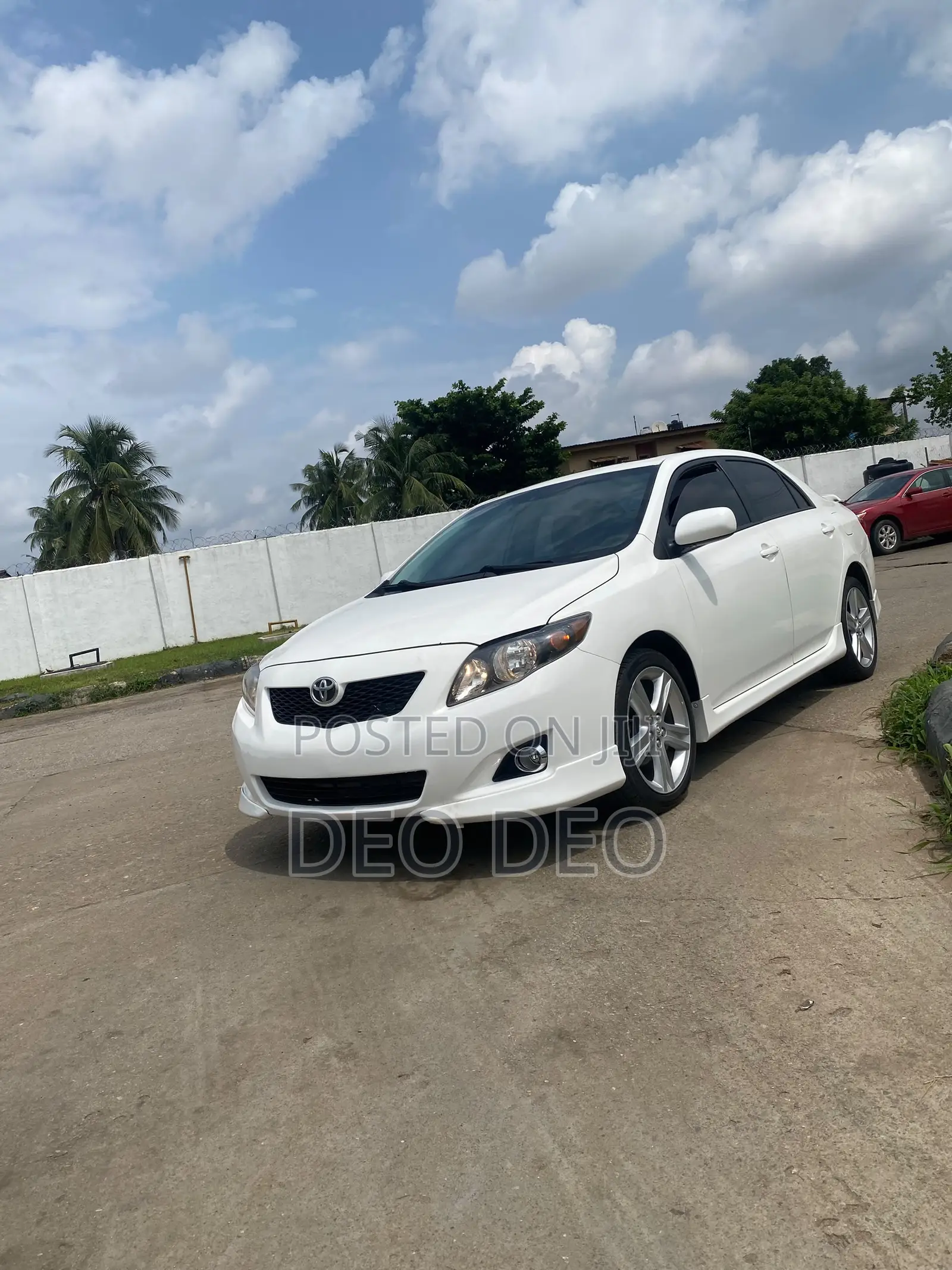 Toyota Corolla 2010 White
