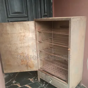 Fairly Used 4-Step Local Aluminum Gas Bakery Oven - 4 Trays Capacity